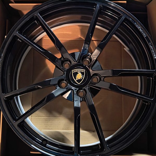 fuchswheels 05 - Lamborghini Gallardo Wheels OTTO FUCHS Scorpio Wheels 19"